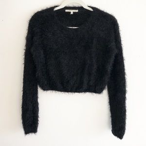 fuzzy black long sleeve crop top